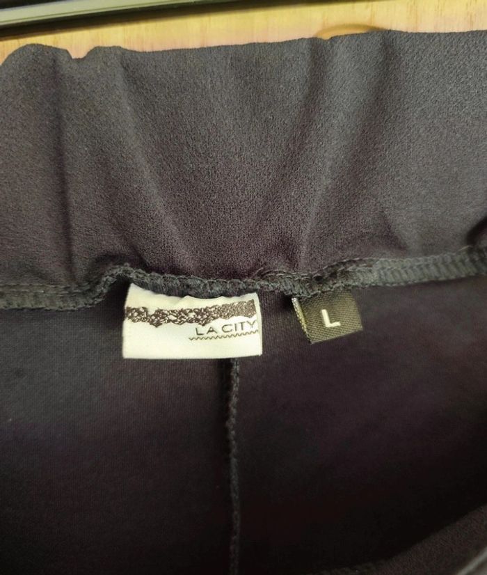 Short fluide à revers, nouette bleu marine Taille L La city - photo numéro 5