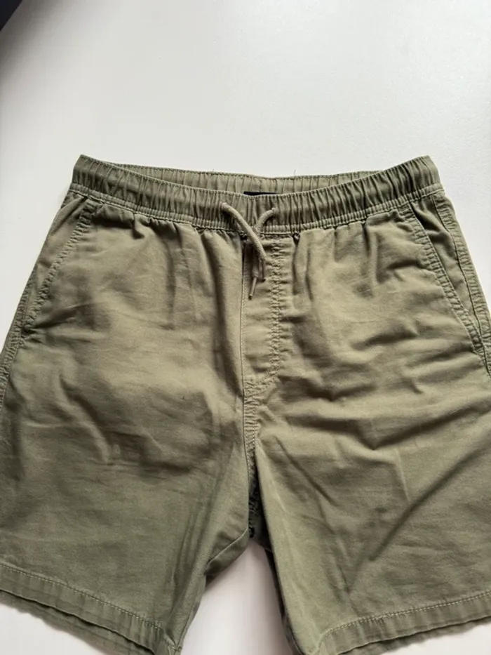 Short kaki H&M - photo numéro 2
