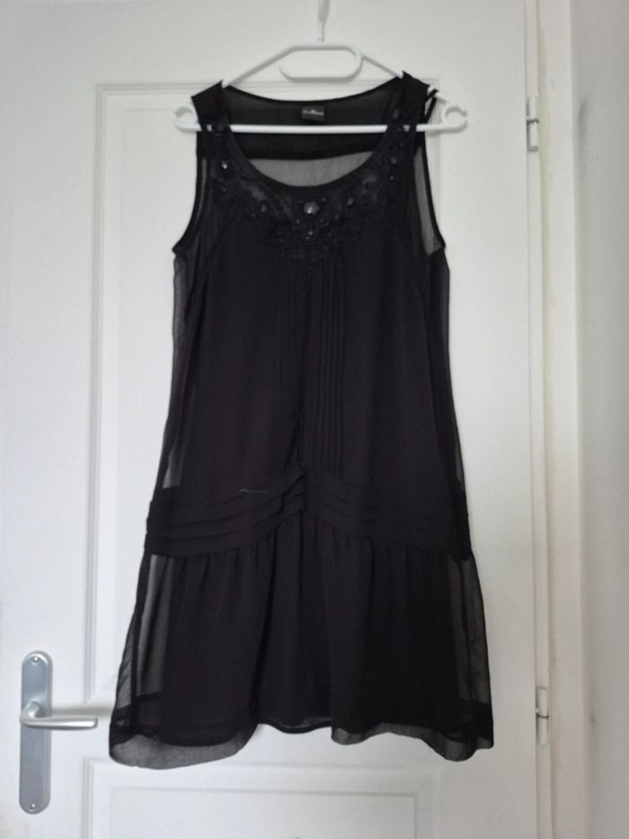 Robe noir 38