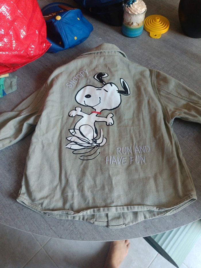 Veste en jean bouton pression snoopy taille 2 3 ans - photo numéro 2