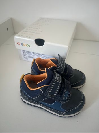 Basket bébé GEOX taille 21