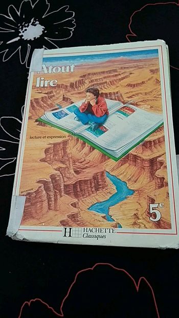 Manuel de lecture Atout lire 5e