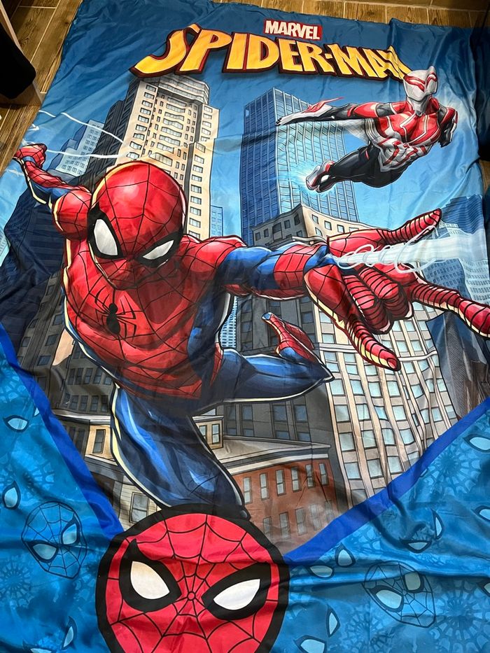 Parure de lit Spiderman - photo numéro 2