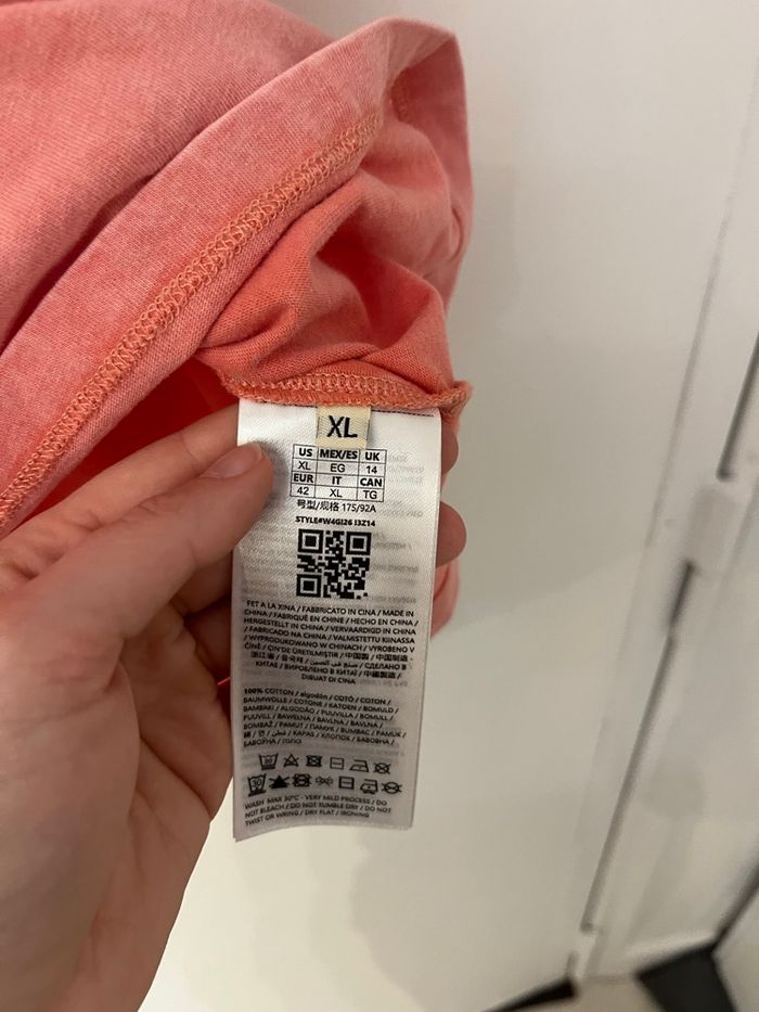 T shirt Guess corail femme Taille XL - photo numéro 6