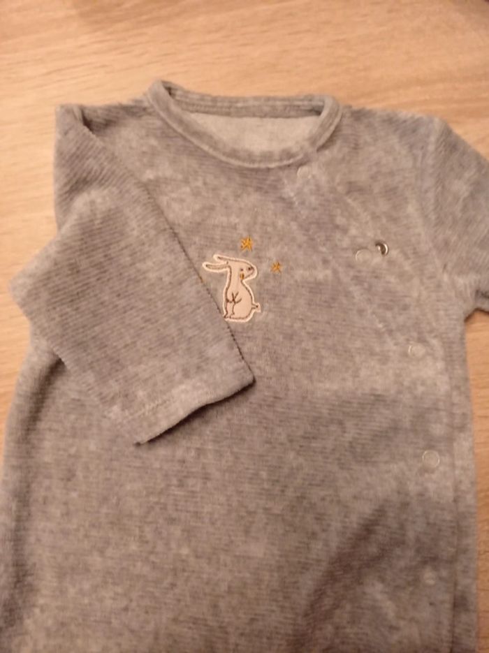 Pyjama 3 mois - photo numéro 2