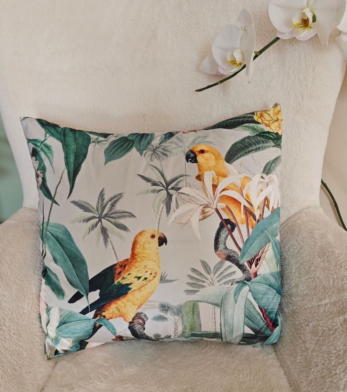 Housse de coussin décoratif, taie de coussin décoratif,  couturière