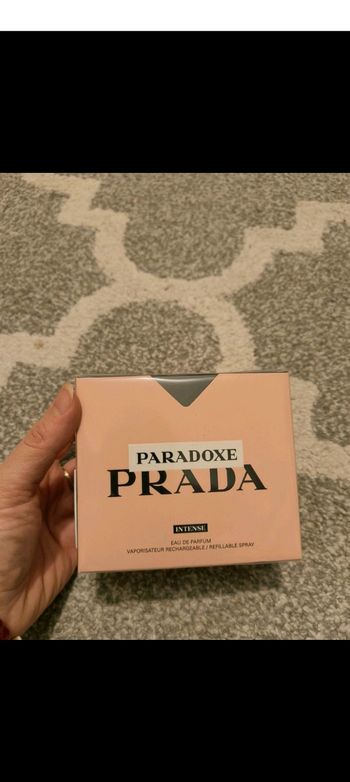 Prada paradoxe Intense 