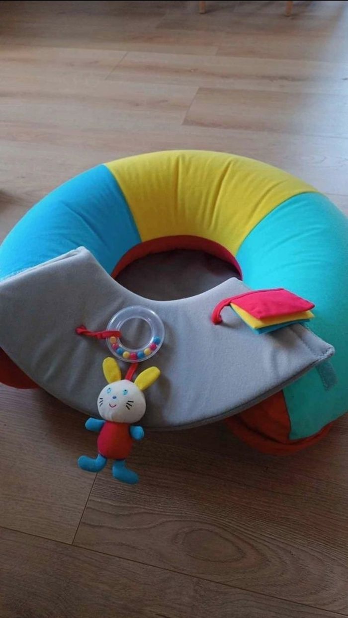 Assise gonflable pour bébé