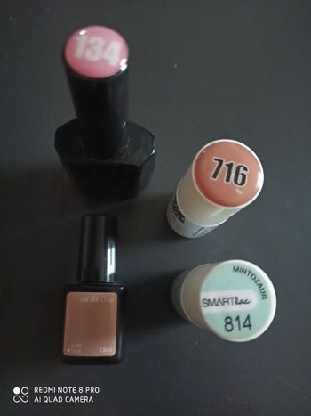 Vernis à ongles semi permanent