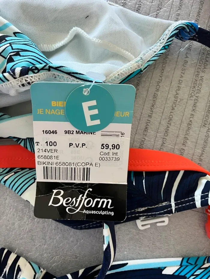 Haut maillot bleu Bestform neuf - photo numéro 2