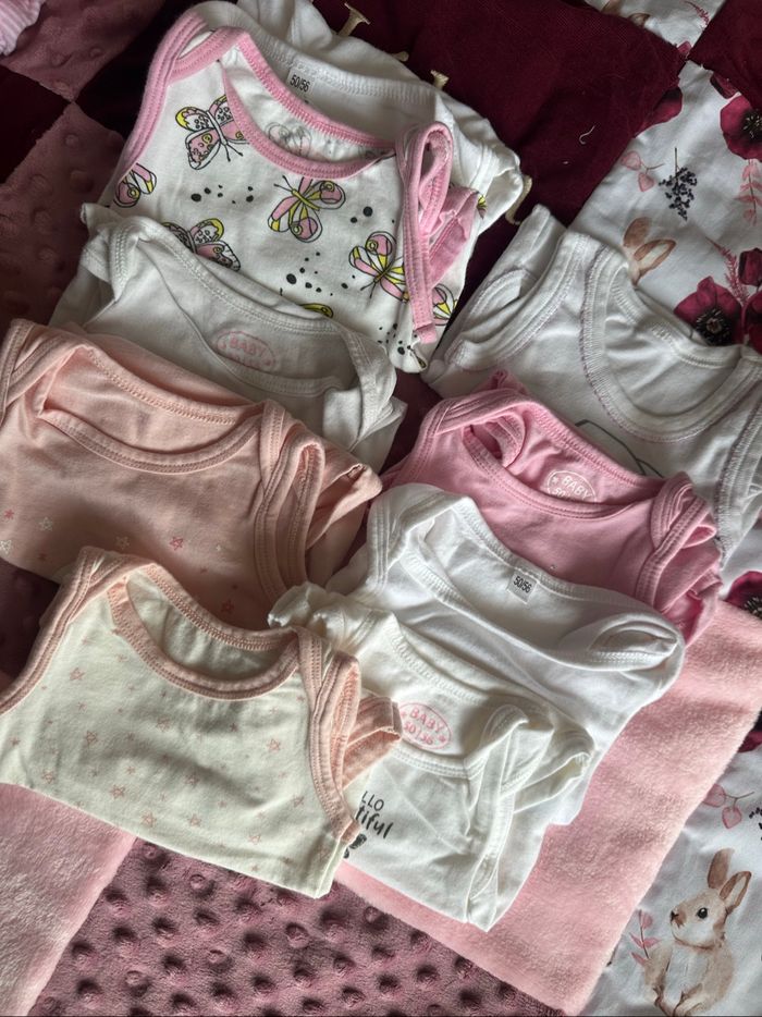 1 mois fille - photo numéro 10