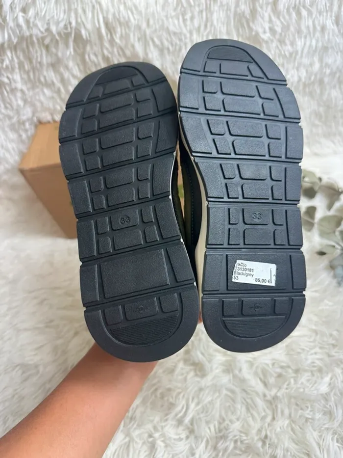 Paire de basket Froddo taille 33 - photo numéro 4