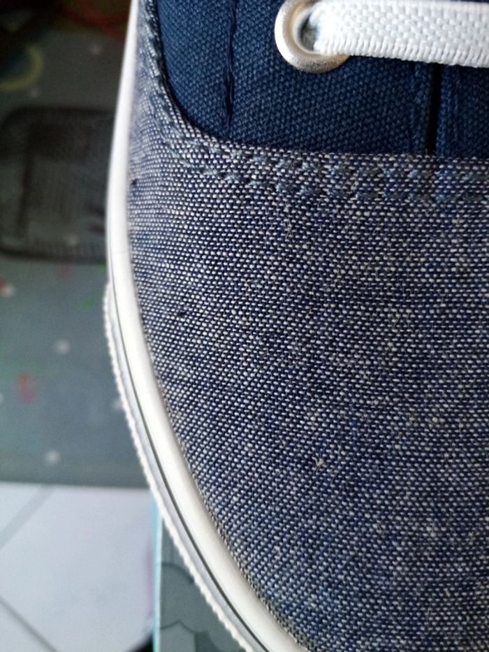 Chaussure garçon T. 30 neuf - photo numéro 2