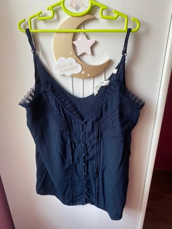 Top à bretelles naf naf taille 38