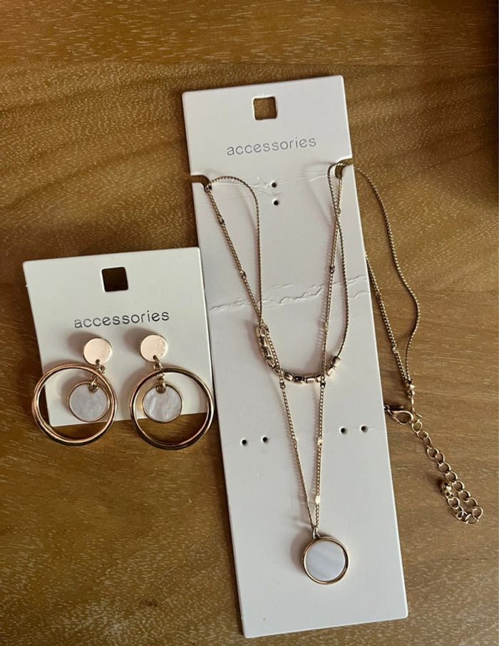 Lot bijoux