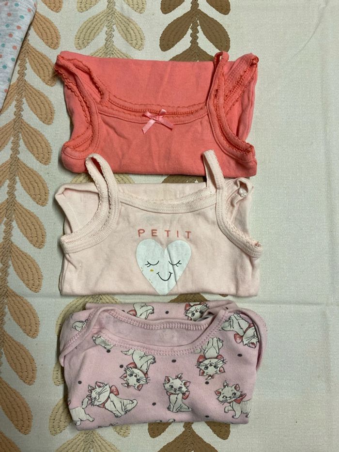 Lot vêtements fille 12 mois - photo numéro 5
