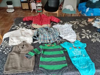 Lot vêtements 6 mois
