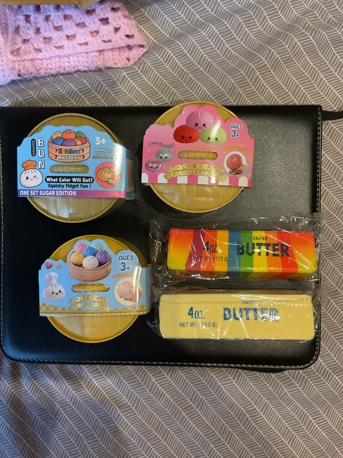 Lot de 5 Squishy Différents Neufs