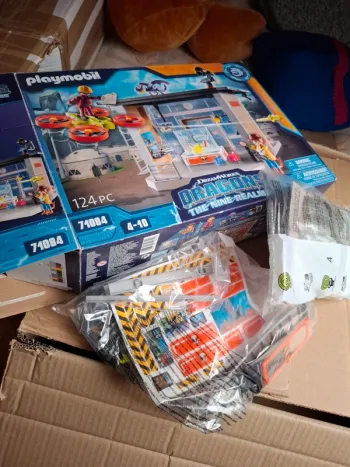 Magnifique playmobil dragon 4/10 ans