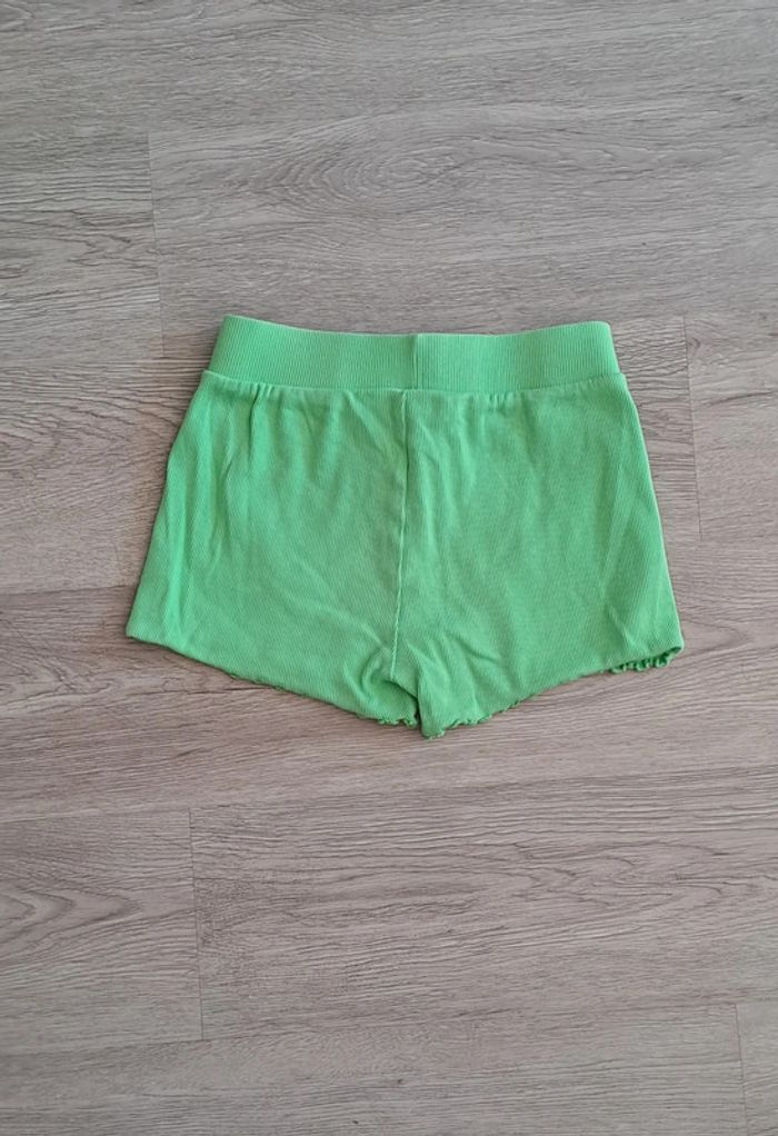 Short fille 6-7 ans - photo numéro 2