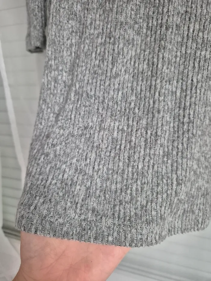 Robe pull grise - photo numéro 3