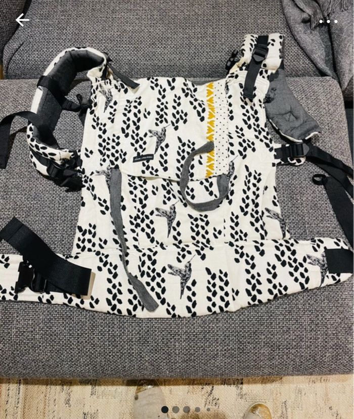 Porte bébé Leora x Pitsy Moloko