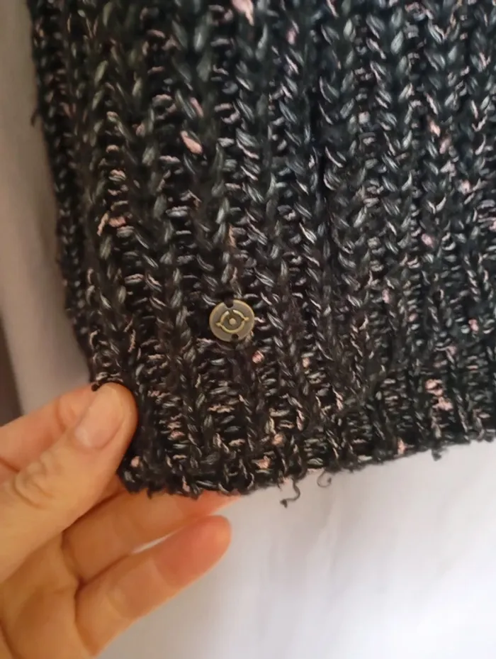 Pull taille M - photo numéro 4