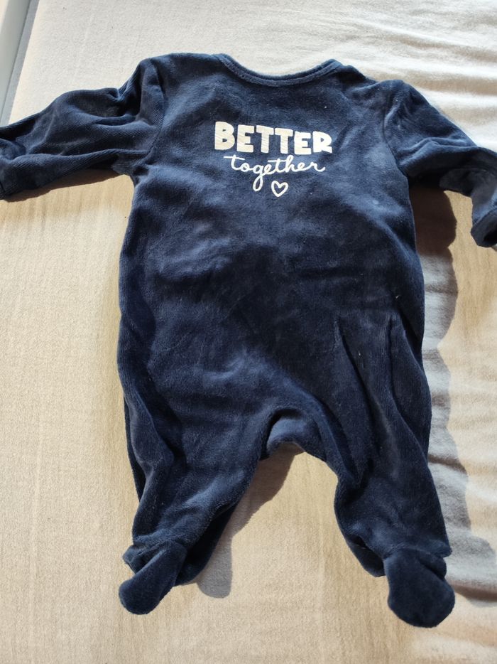 Dors bébé - photo numéro 2