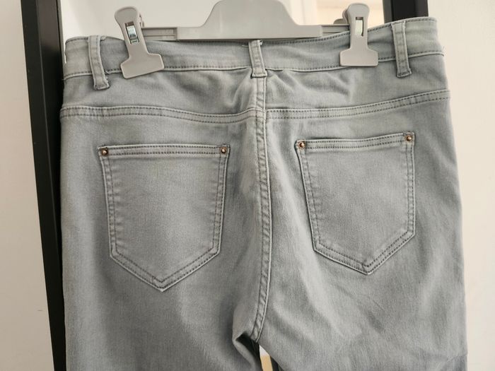Jean skinny XMAX taille 38 - photo numéro 3