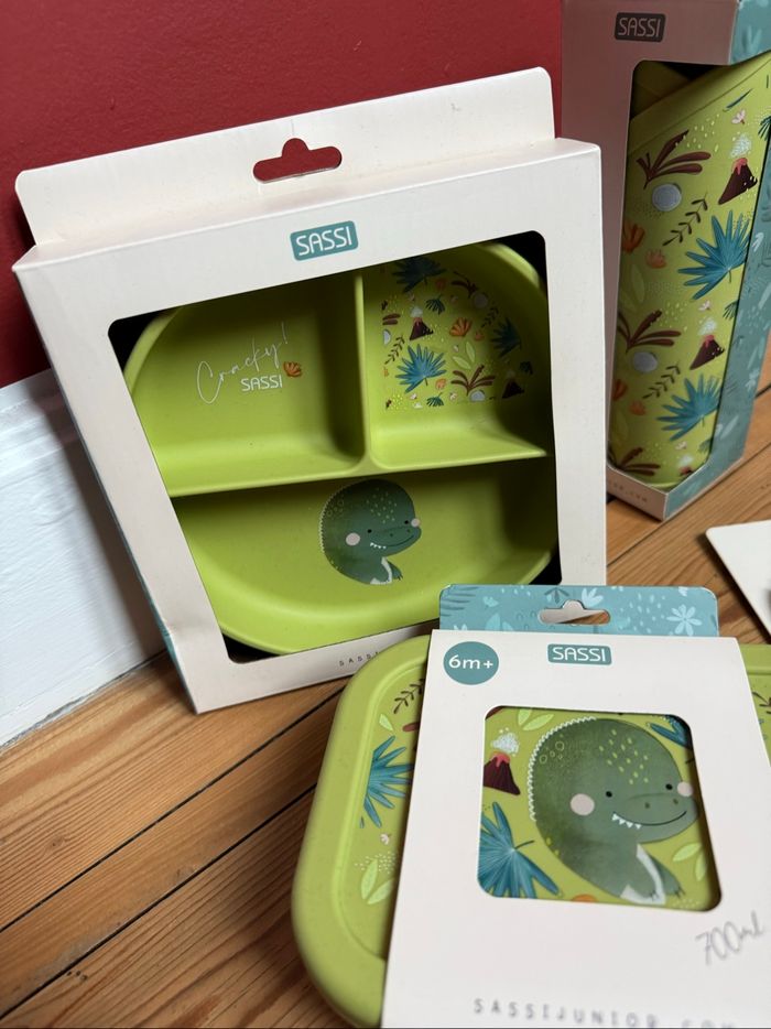 Ensemble repas en silicone neuf Sassi - photo numéro 3