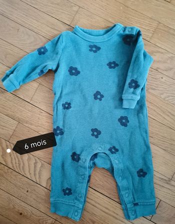 Combinaison 6 mois fille ou garçon