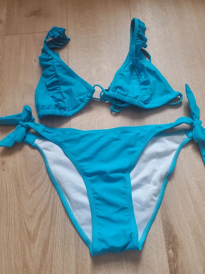 Bikini maillot de bain bleu taille 36