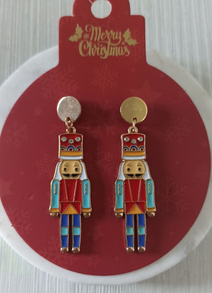 ❤ Boucles d'oreilles Casse-Noisette ❤