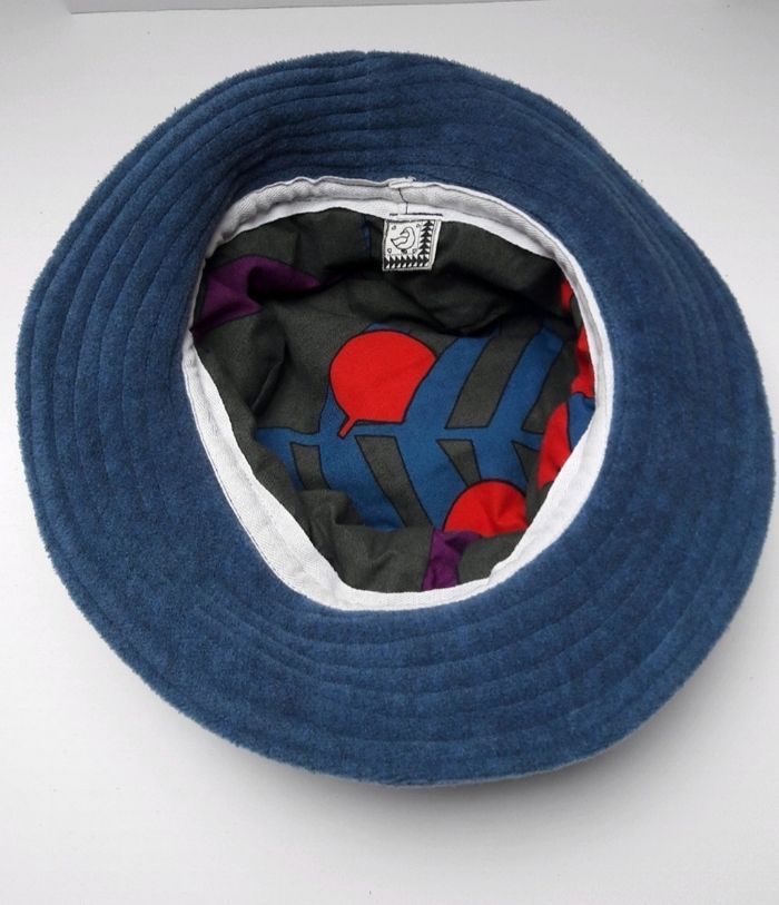 👒 Magnifique chapeau handmade  velour bleu pour petite fille - photo numéro 3