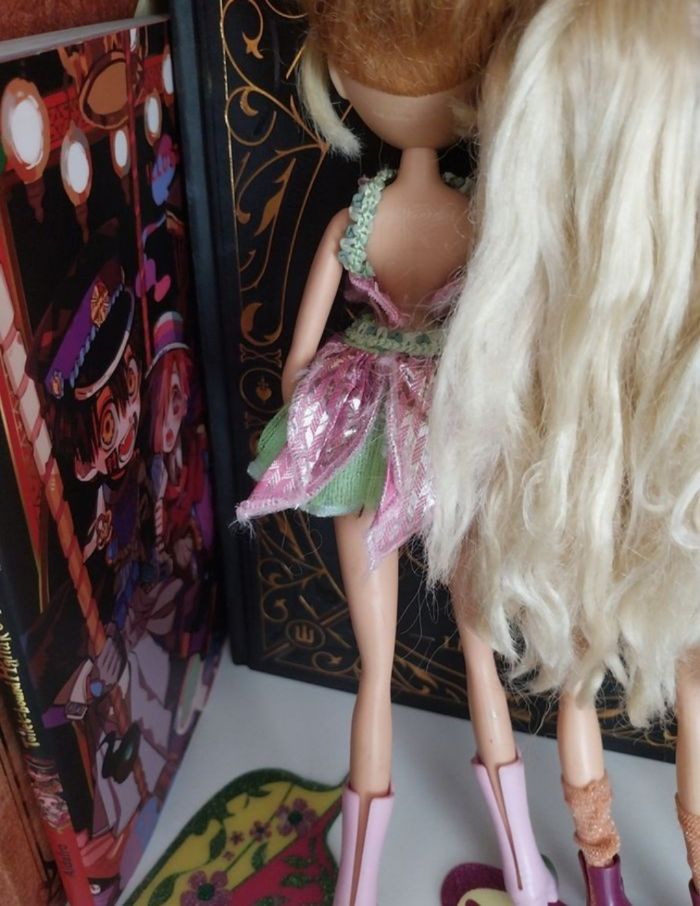 3 Poupées Bloom Stella Flora Believix Winx Club Smoby saison 4 Fairy of Music - photo numéro 5