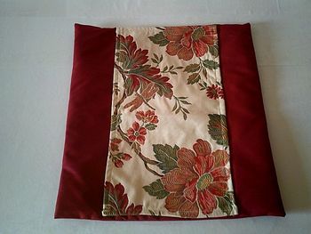 Housse de coussin en tissu ameublement floral