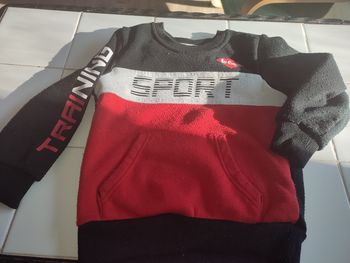 Ensemble noir rouge blanc