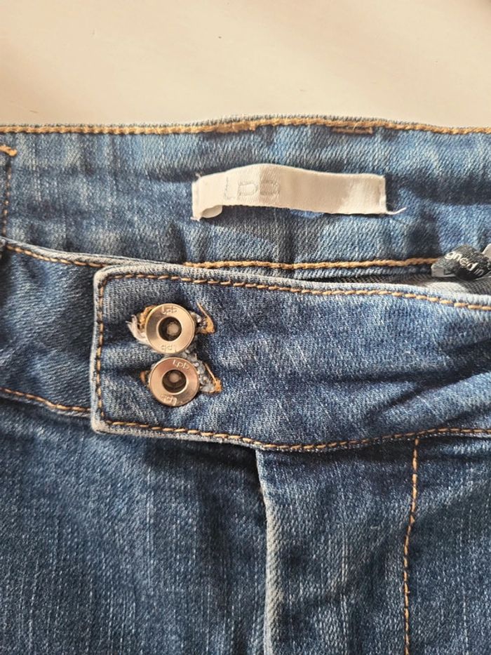 Jean 38 les petites bombes naomie - photo numéro 2