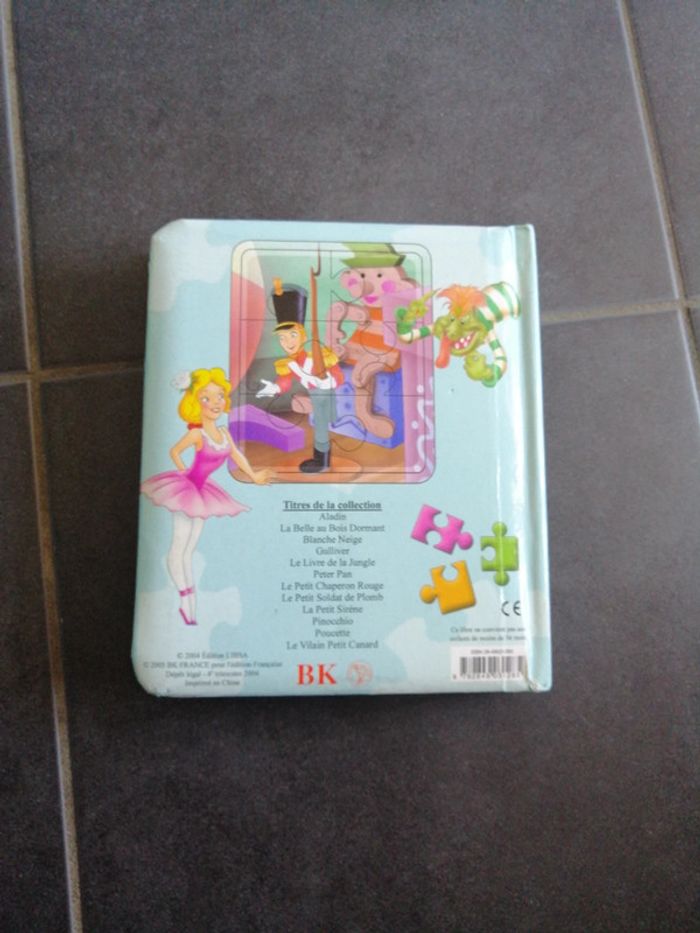 Livre puzzle le petit soldat de plomb - photo numéro 2