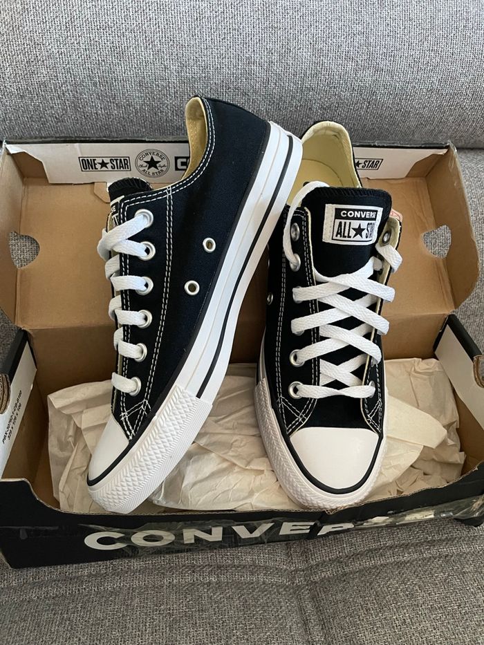Converse basse noire 39 neuve - photo numéro 8