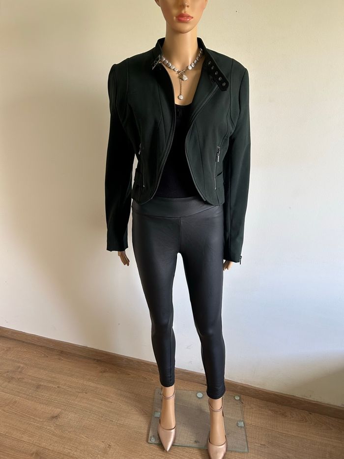 Veste courte verte foncée neuve Morgan taille 40 (valeur 80€) - photo numéro 3