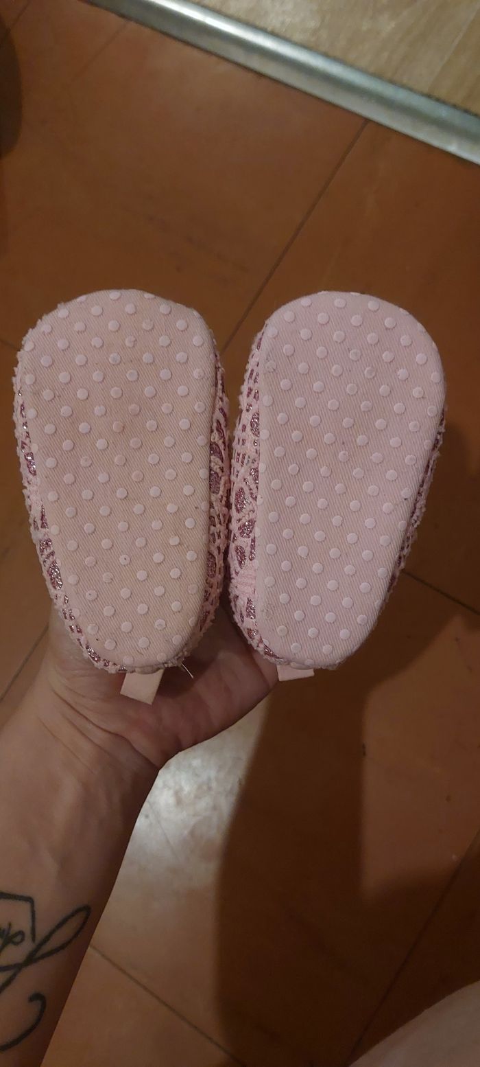 Chaussures rose - photo numéro 2