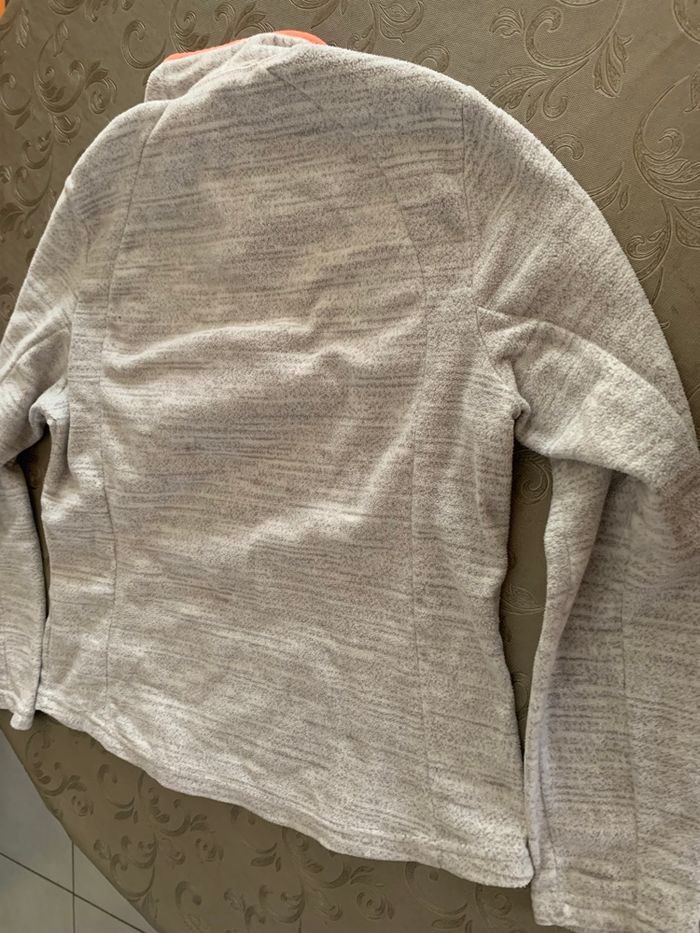 Pull sport femme - photo numéro 2