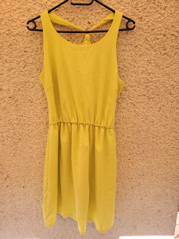 Robe d'été jaune vintage old money chic
