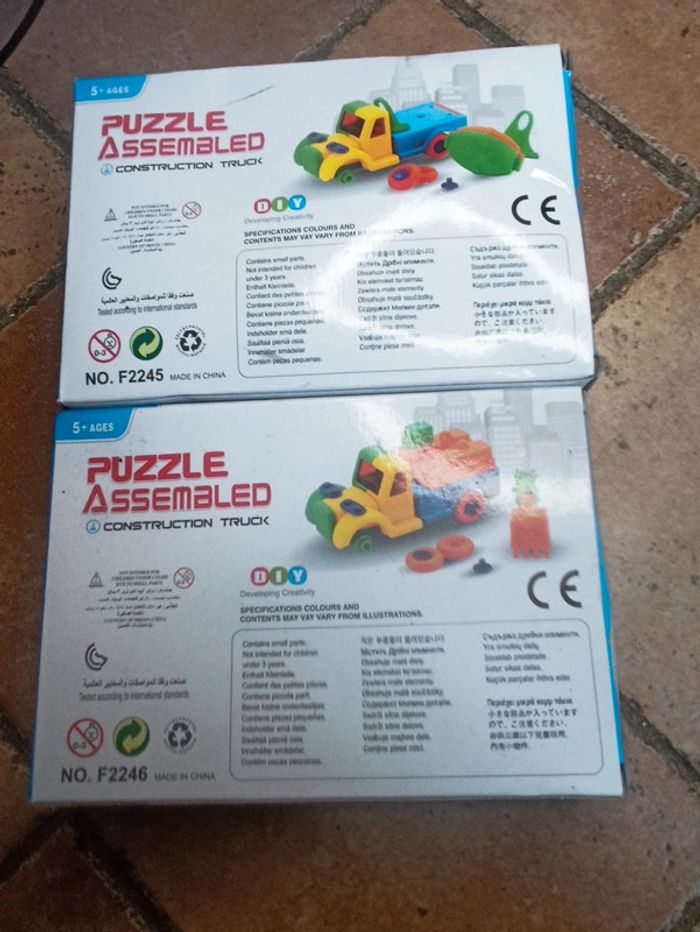 Lot deux camions de construction