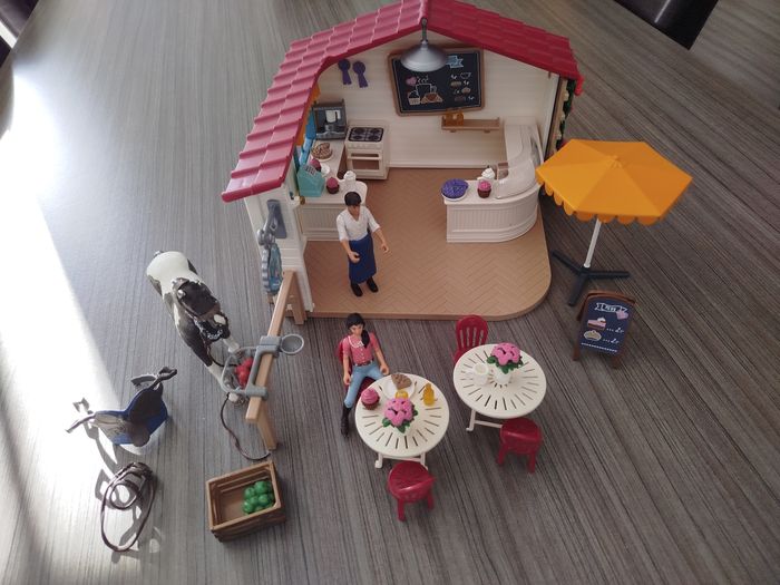 Café des cavaliers SCHLEICH - photo numéro 5