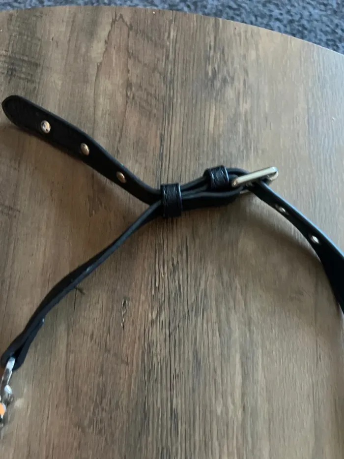 Sac replay noir bandoulière avec des étoile et inscription argent - photo numéro 4