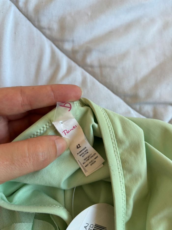 Bas de maillot de bain vert pale anis volant tulles Penti taille XL/42 neuf - photo numéro 5