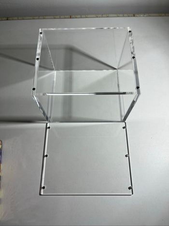 Protection acrylique pour display de 10 x mini tins Pokémon - photo numéro 6