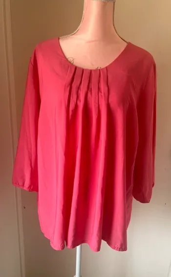 Haut rose t’agrandir taille 52 Junarose